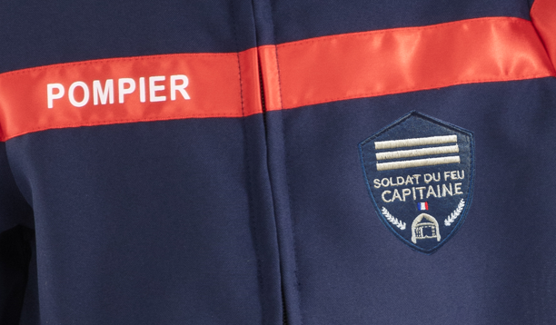 Kit de déguisement top et accessoire pompier français – Image 5